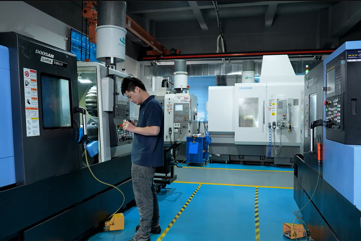 CNC-Dreh fräs bearbeitung