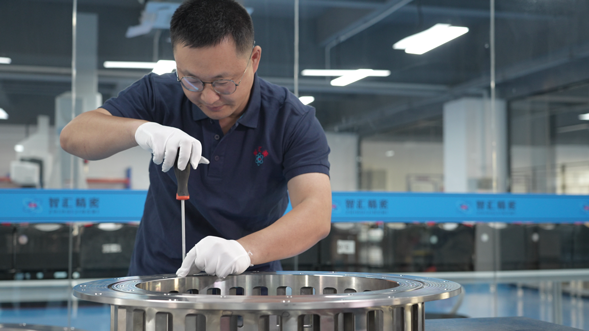 Montage, die wir zur Verfügung stellen können