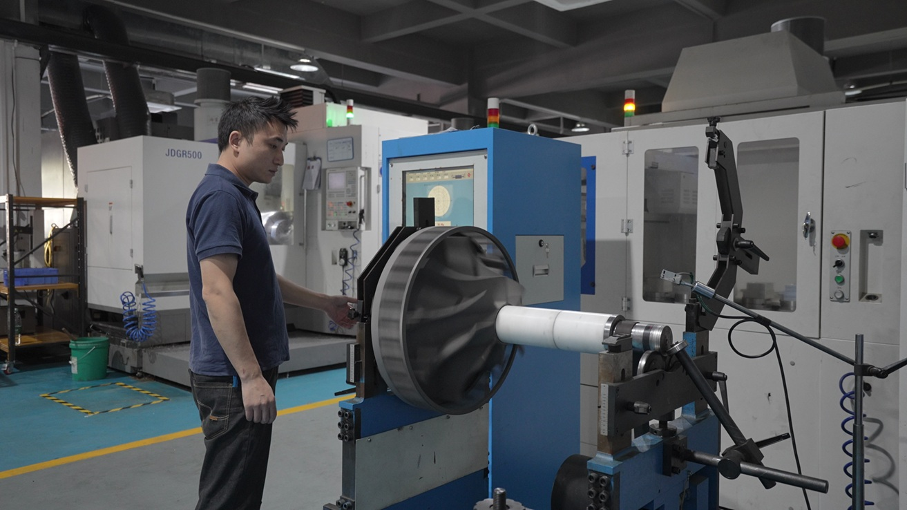 Precision Dynamic Balancing